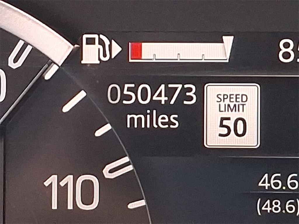 2023 Land Rover Defender 110 SE photo 14