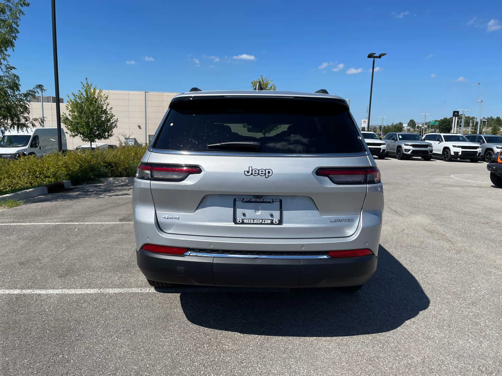 2025 Jeep Grand Cherokee Limited photo 7