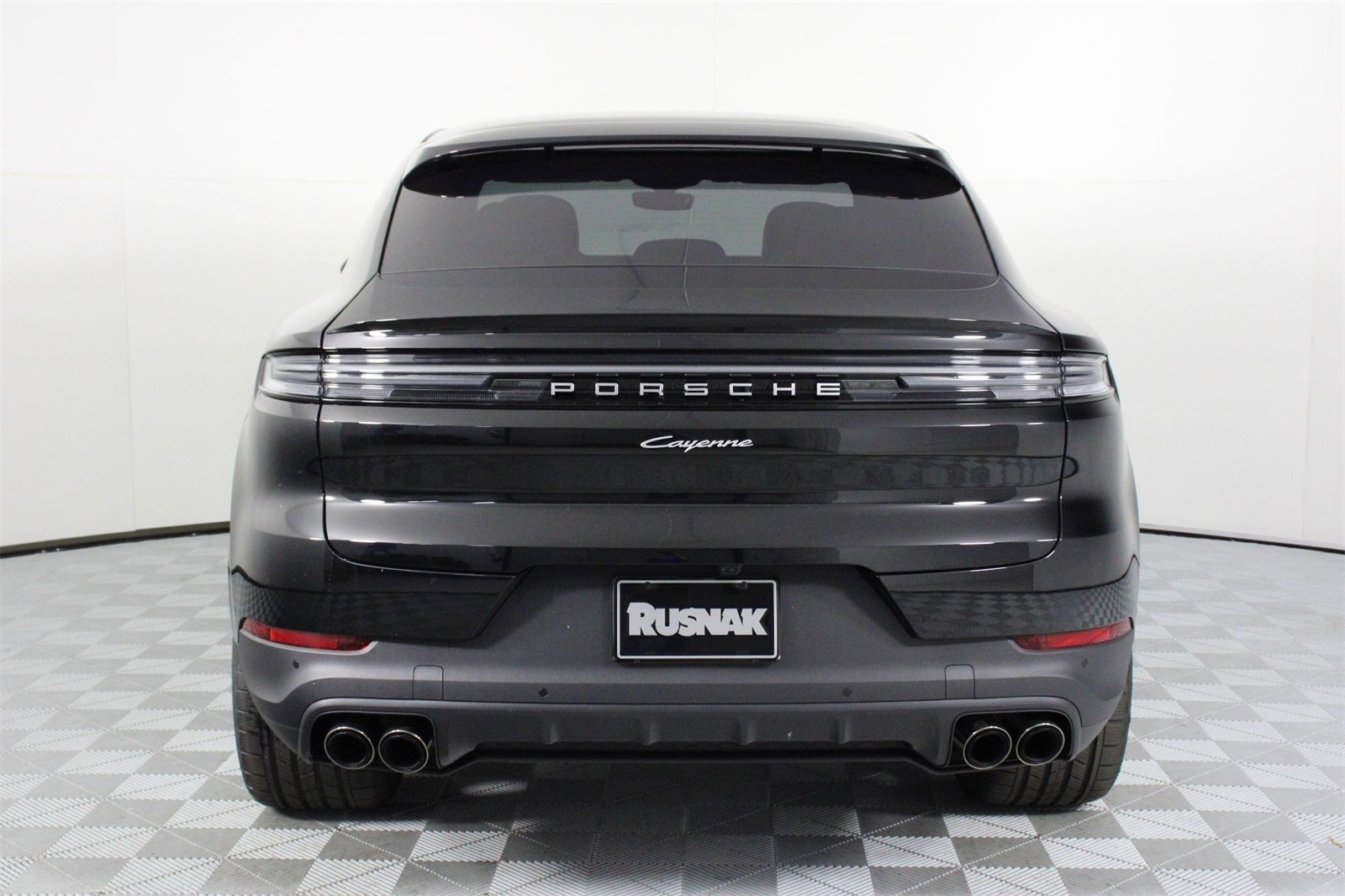 2026 Porsche Cayenne E-Hybrid Coupe photo 6