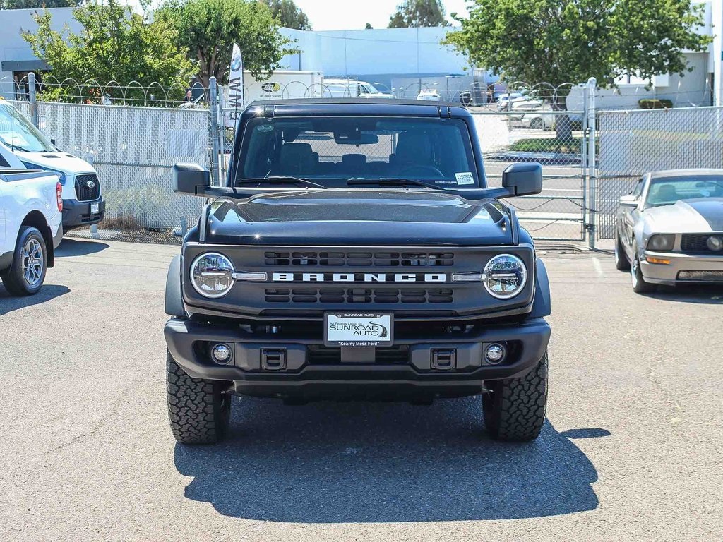 2025 Ford Bronco Big Bend photo 2