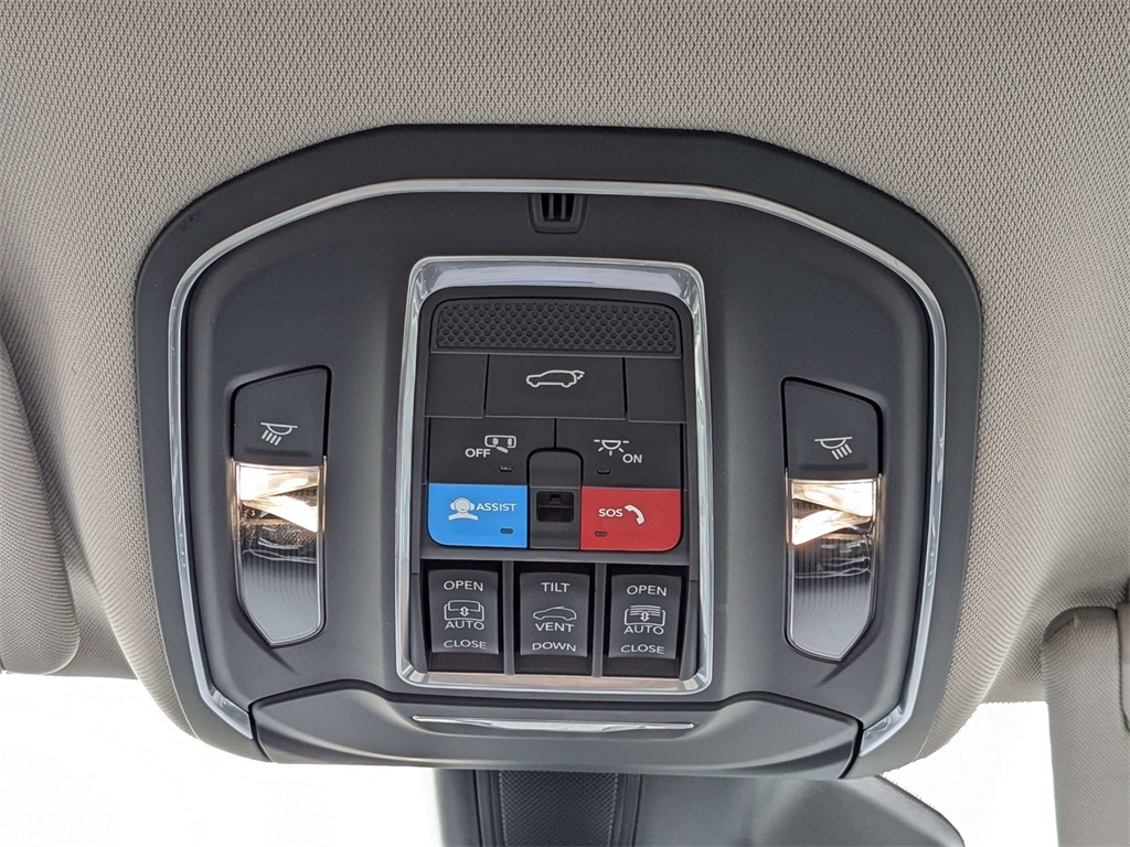 2024 Jeep Wagoneer Base photo 20