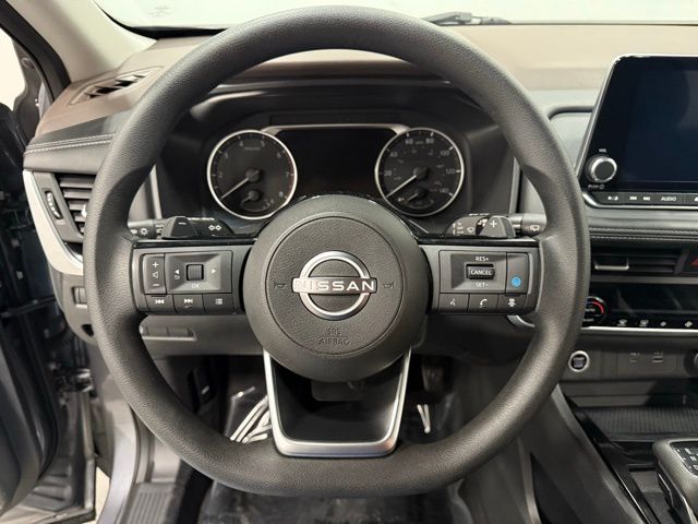 2023 Nissan Rogue SV photo 15
