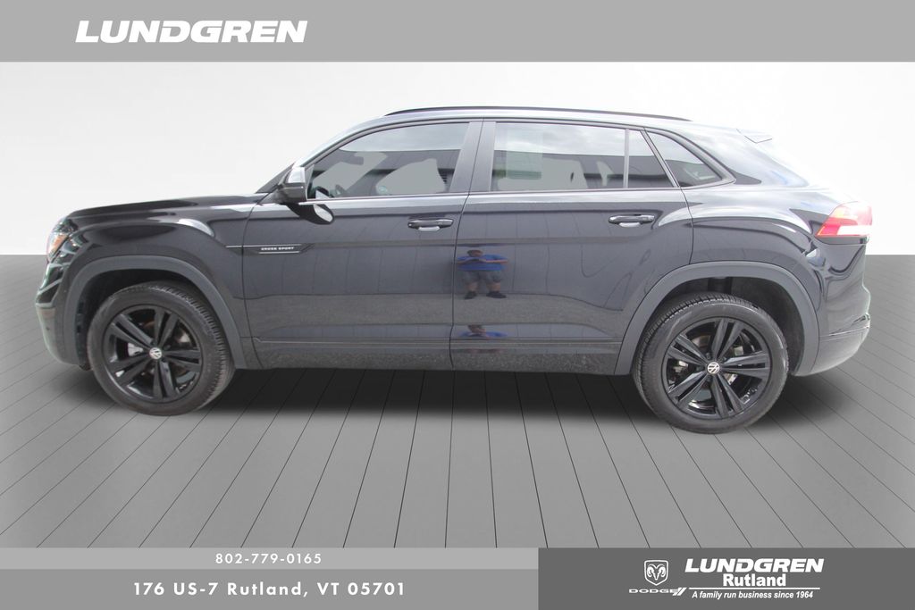 2023 Volkswagen Atlas Cross Sport SEL R-Line photo 32