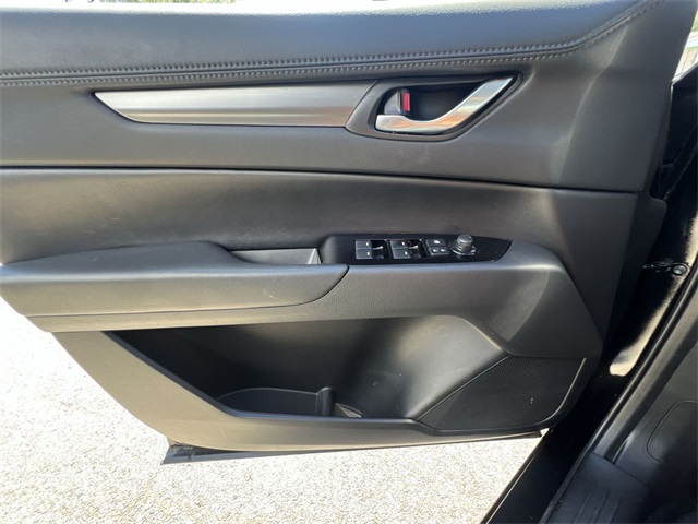 2023 Mazda CX-5 2.5 S Preferred photo 5