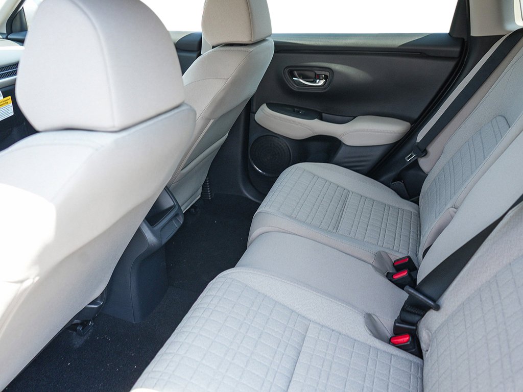 2026 Honda HR-V LX photo 21