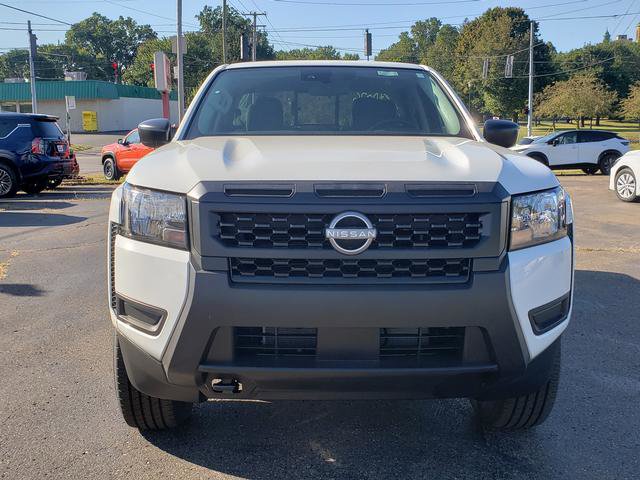 2025 Nissan Frontier Crew Cab S photo 9