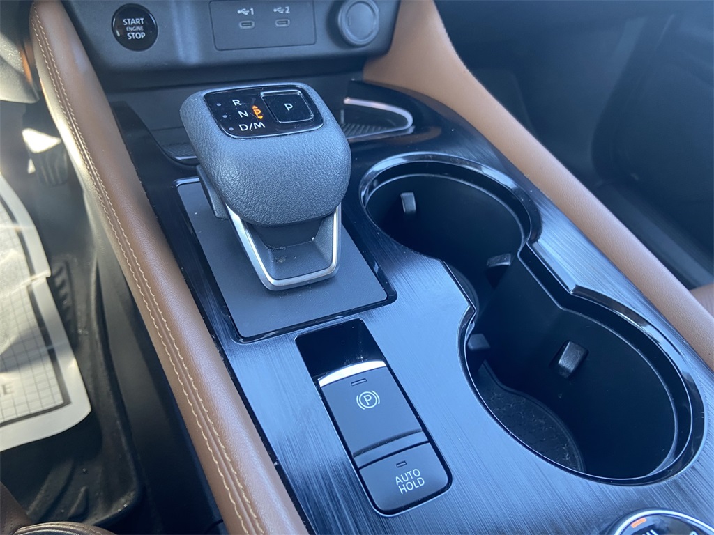 2024 Nissan Rogue Platinum photo 20