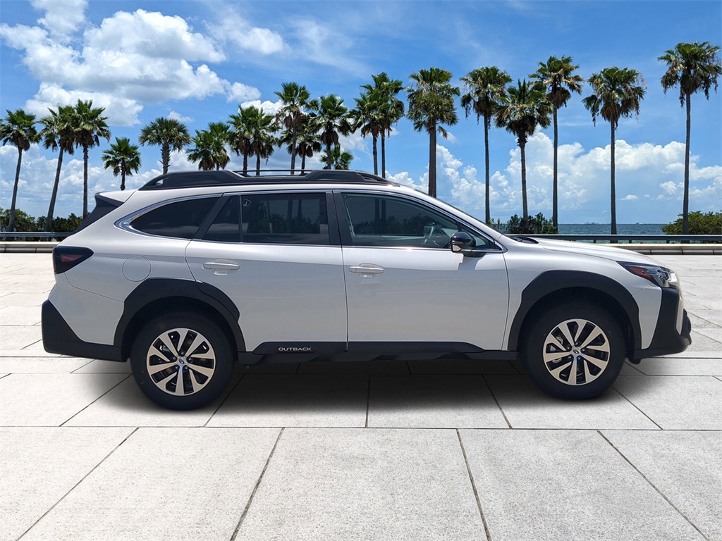 2025 Subaru Outback Premium photo 3
