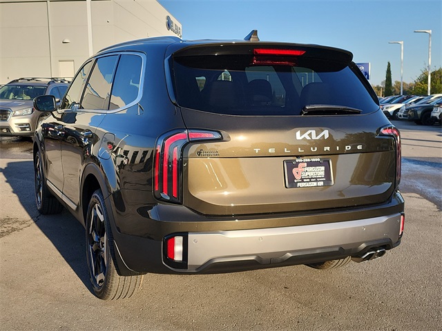 2025 Kia Telluride EX photo 2