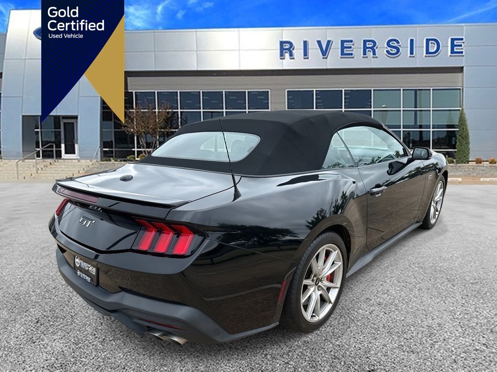 2024 Ford Mustang GT Premium photo 4