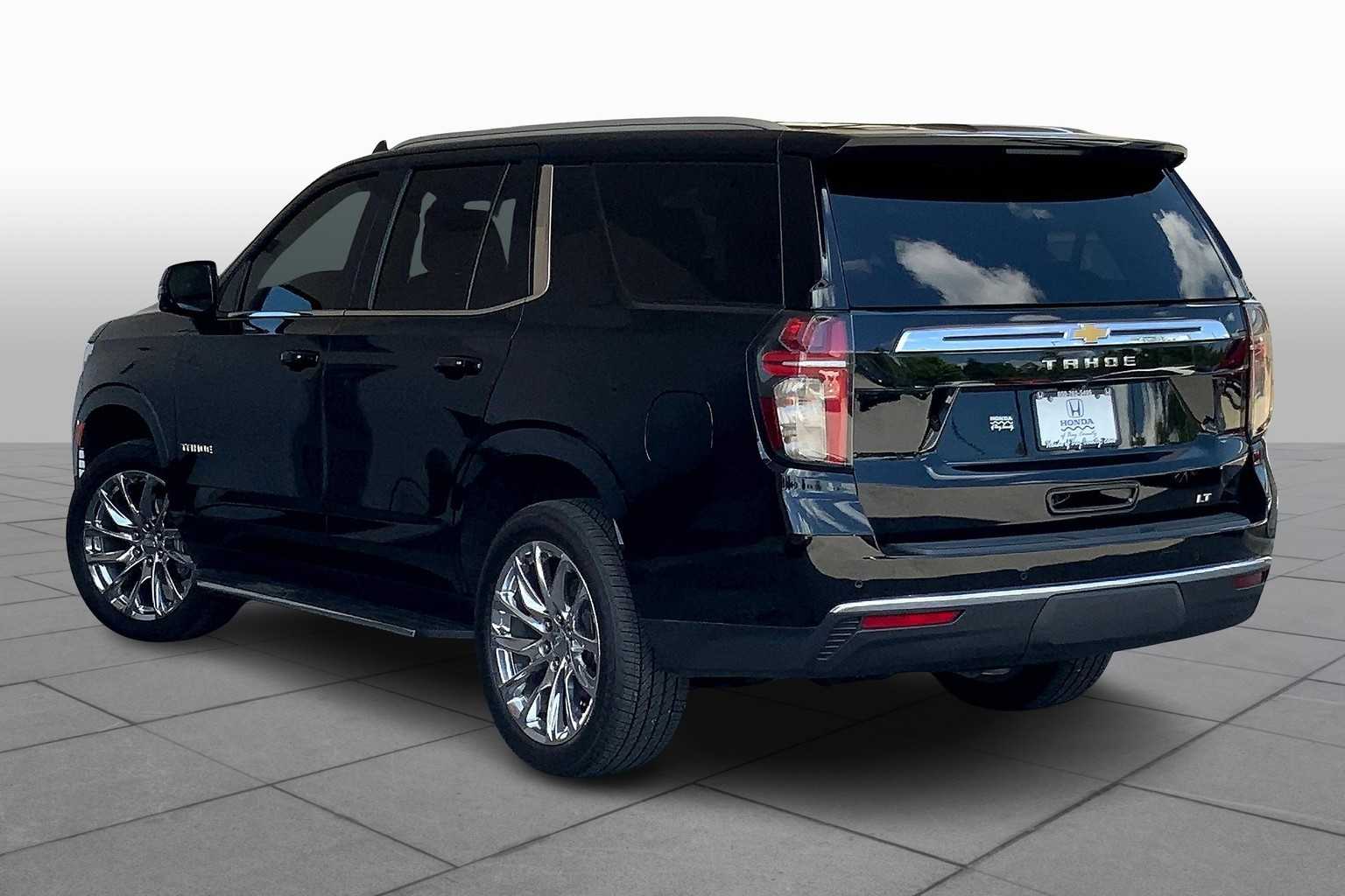 2021 Chevrolet Tahoe LT photo 11