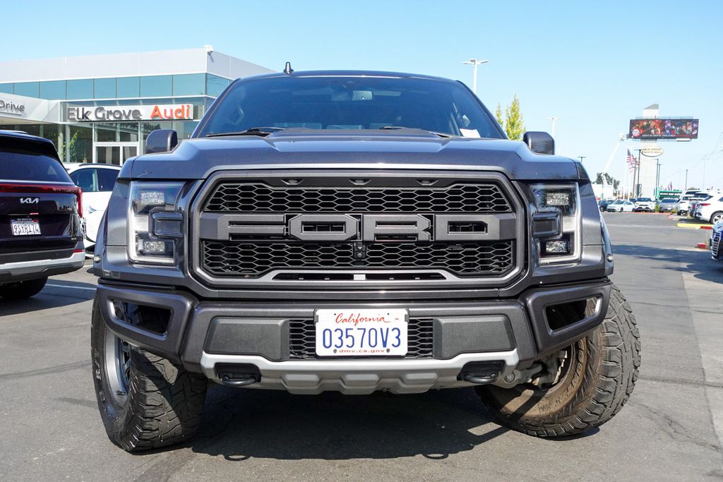 2020 Ford F-150 Raptor photo 2