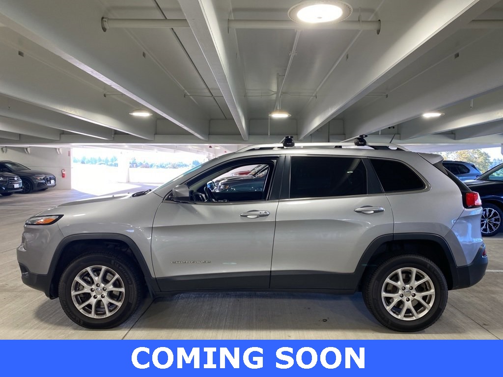 2015 Jeep Cherokee Latitude photo 3