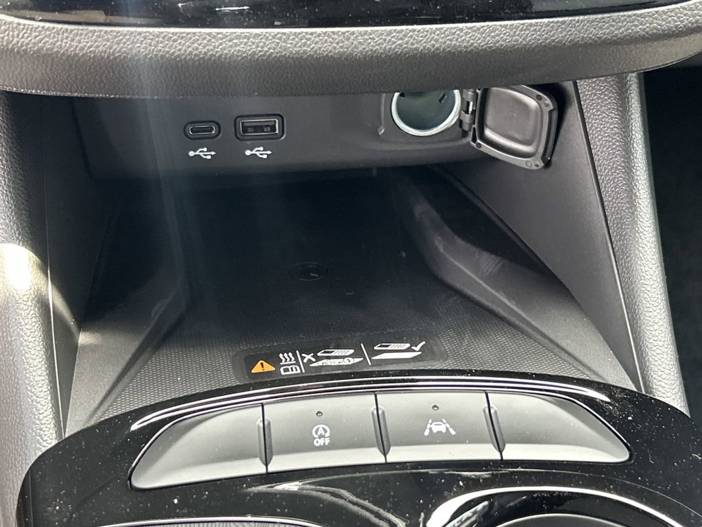 2025 Buick Envista ST photo 24