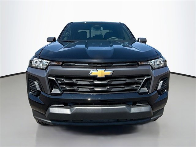 2026 Chevrolet Colorado LT photo 2