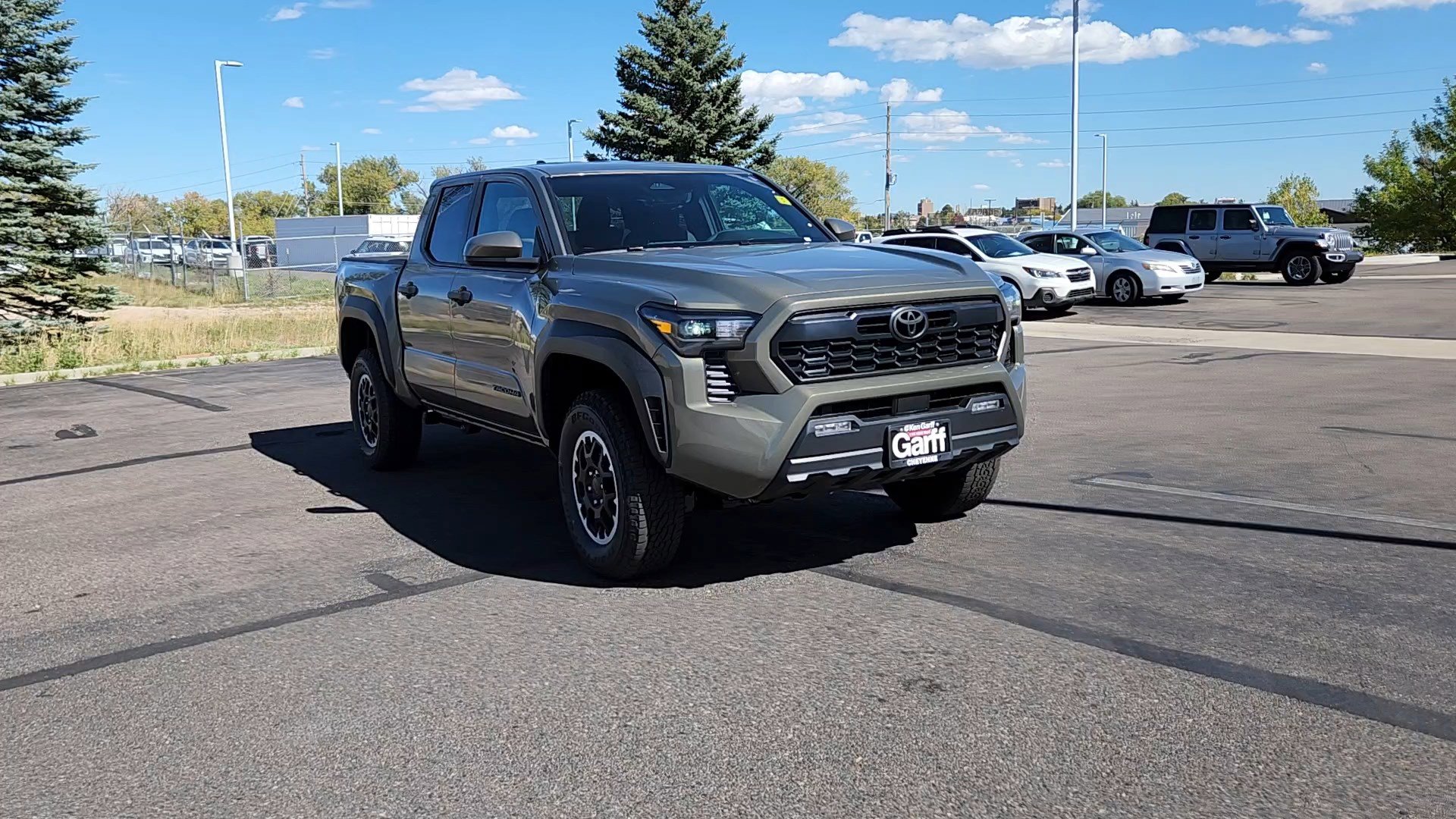 2025 Toyota Tacoma TRD Off-Road photo 4