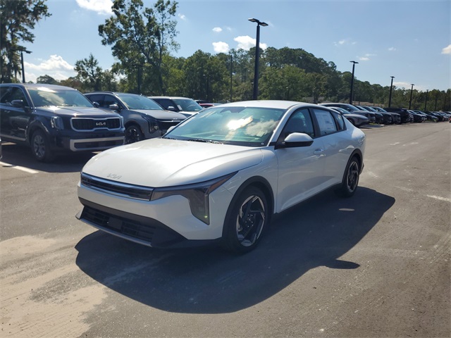 2025 Kia K4 EX photo 4