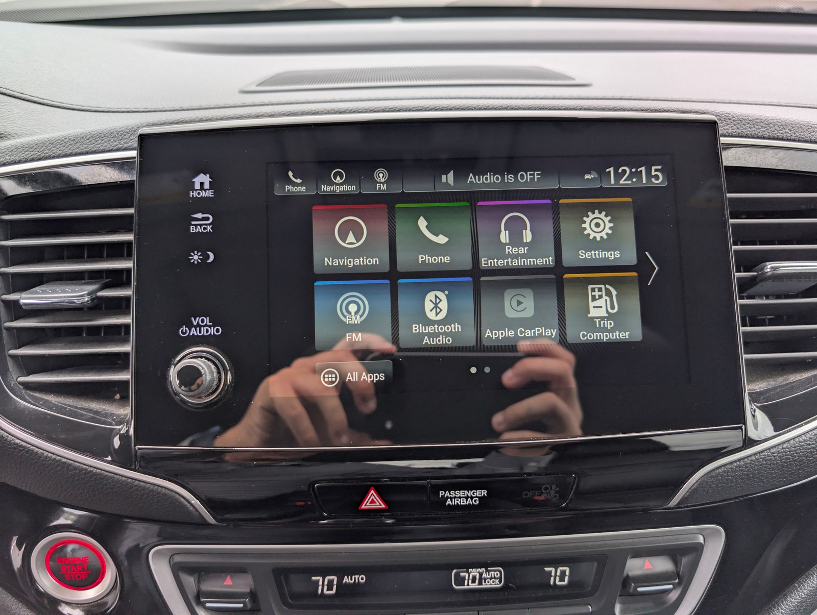 2020 Honda Pilot Touring photo 16