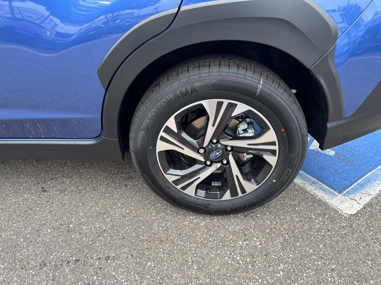 2025 Subaru Crosstrek Premium photo 9