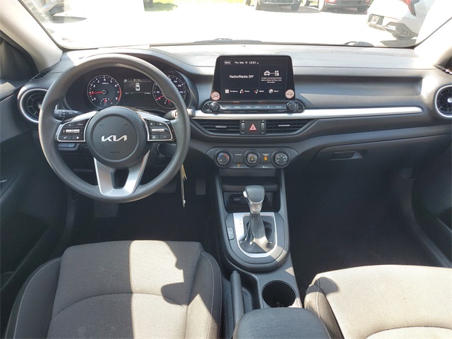 2023 Kia Forte LXS photo 22