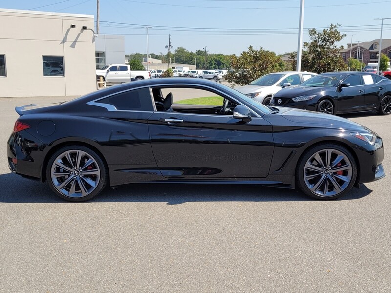 2022 Infiniti Q60 Red Sport 400 Coupe photo 2