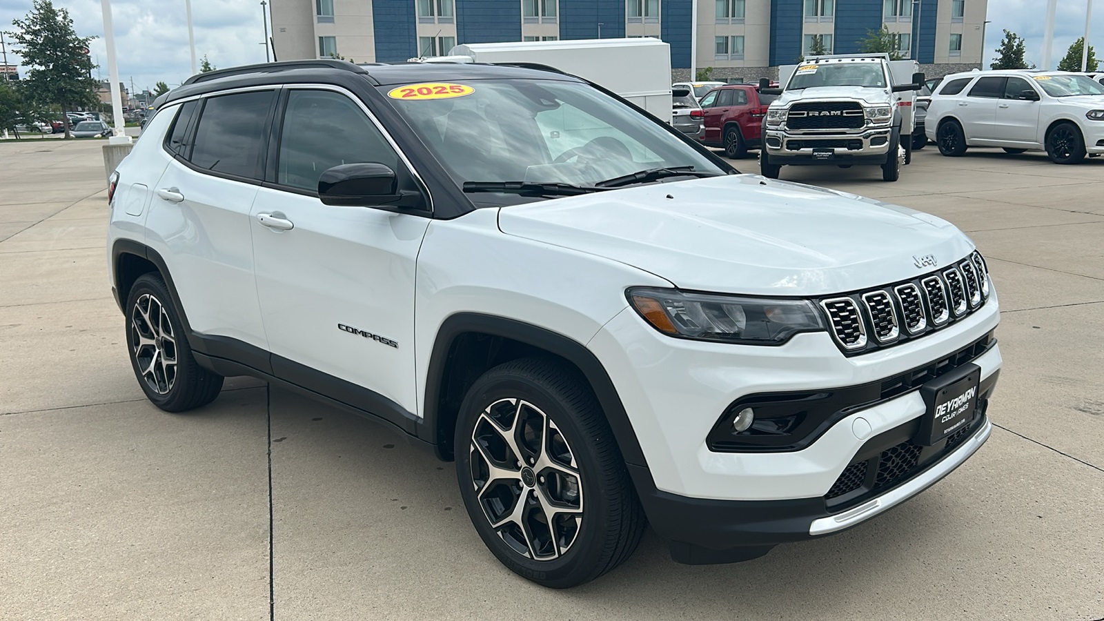 2025 Jeep Compass