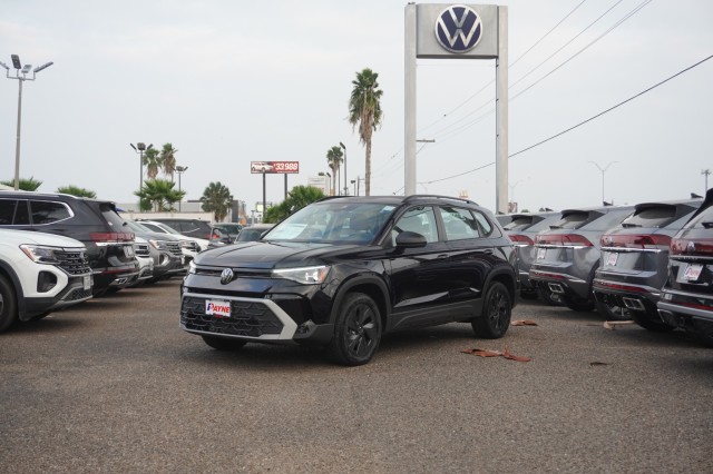 2026 Volkswagen Taos S's photo