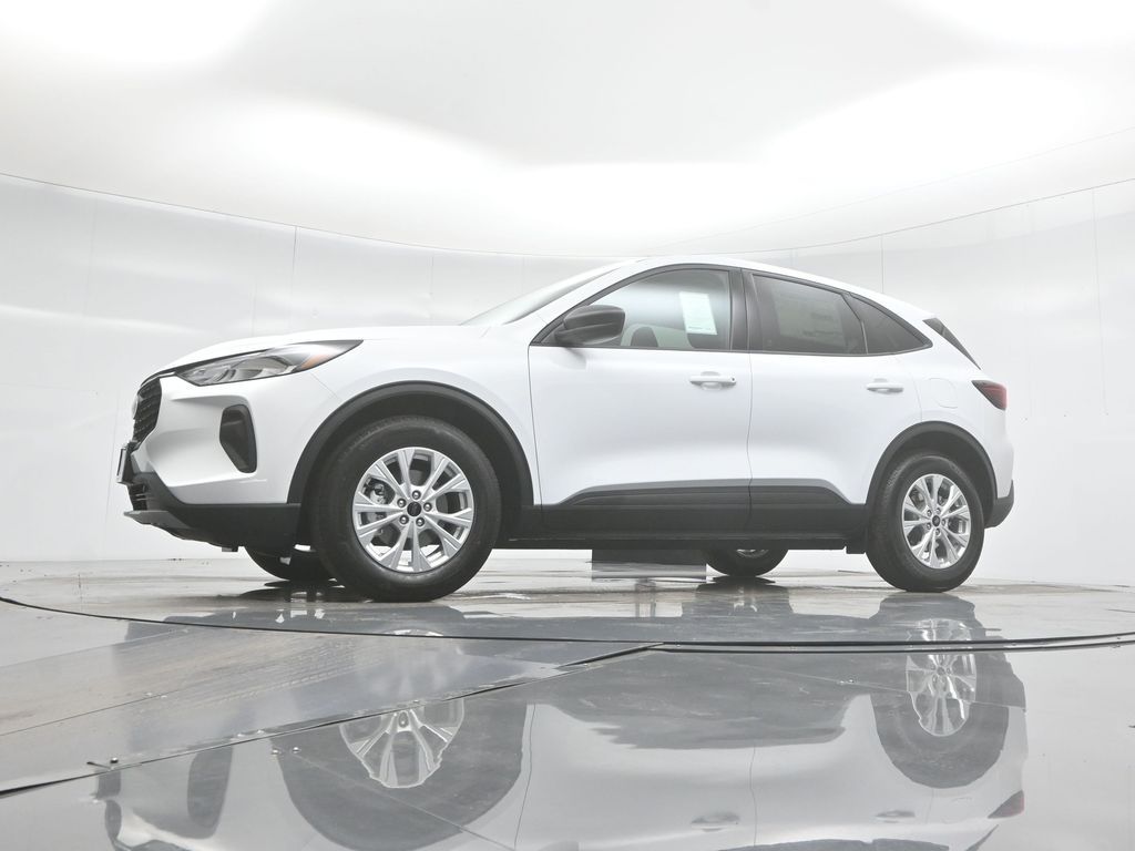 2025 Ford Escape Active photo 6
