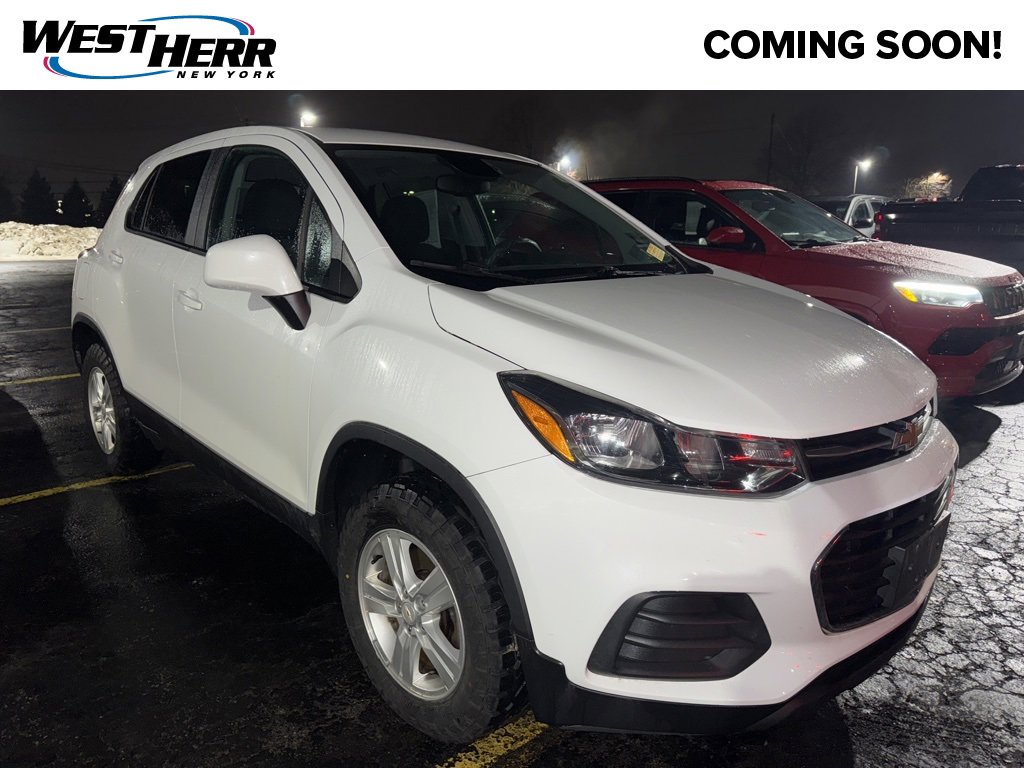 2020 Chevrolet Trax LS's photo
