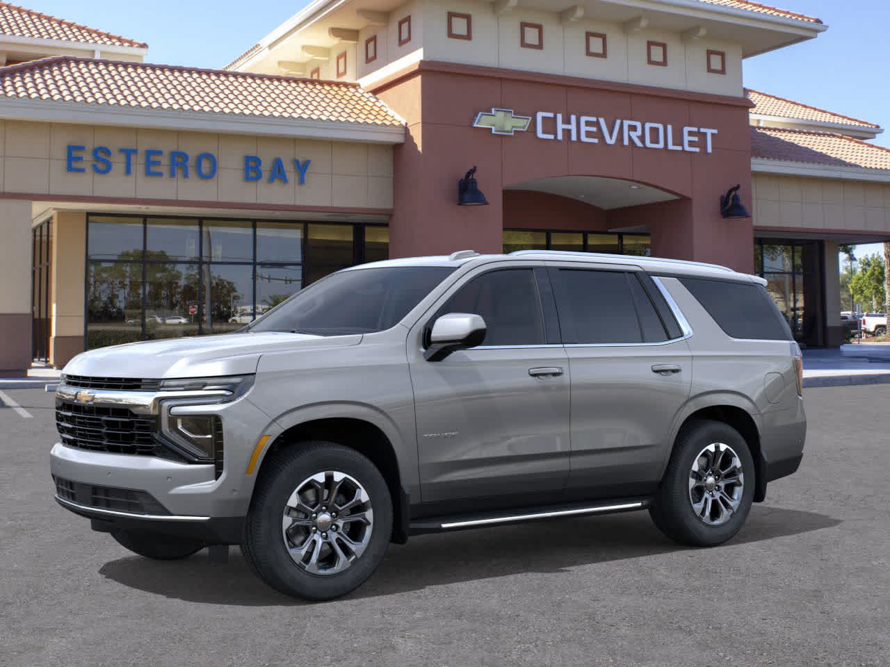 2025 Chevrolet Tahoe LS photo 2