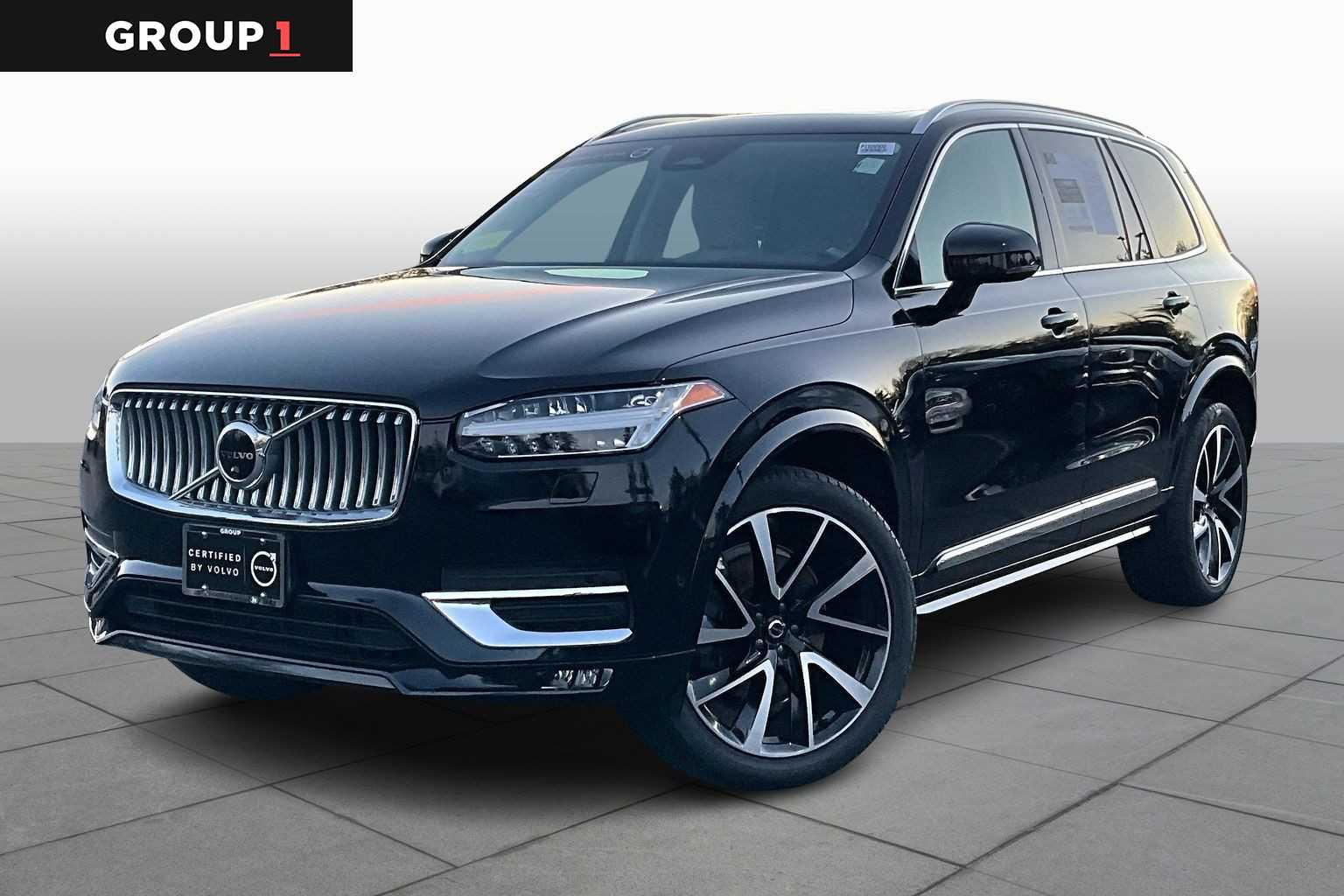 2023 Volvo XC90 Plus's photo