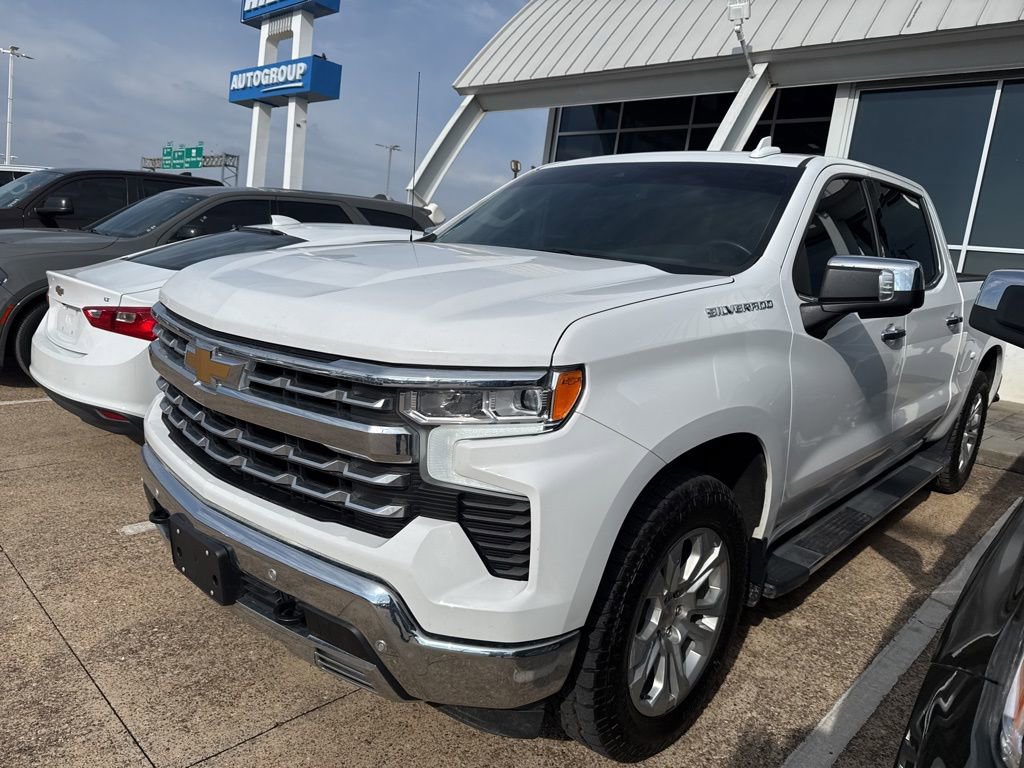2023 Chevrolet Silverado 1500 LTZ's photo