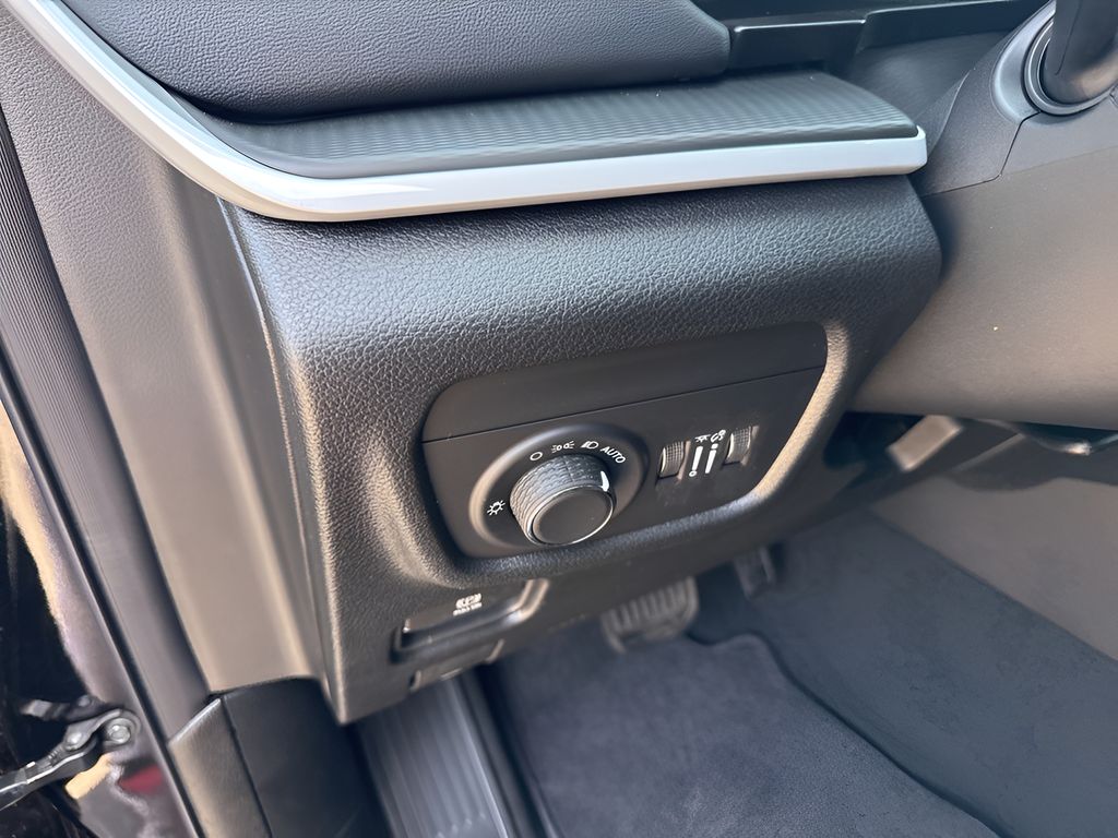 2025 Jeep Grand Cherokee Altitude X photo 16