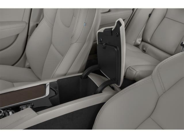 2020 Volvo V90 Cross Country T6 AWD photo 12