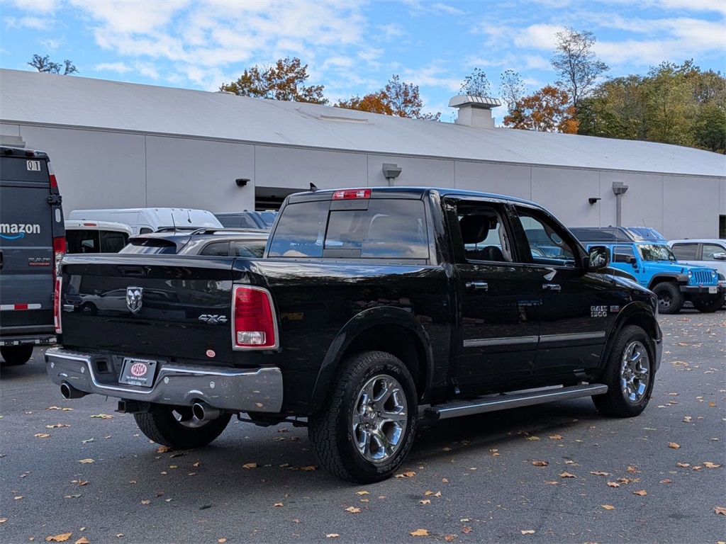 2017 Ram 1500 Laramie photo 3