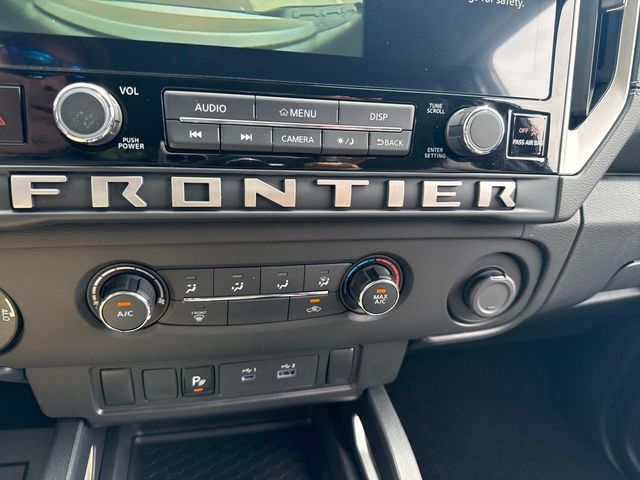 2025 Nissan Frontier SV photo 24