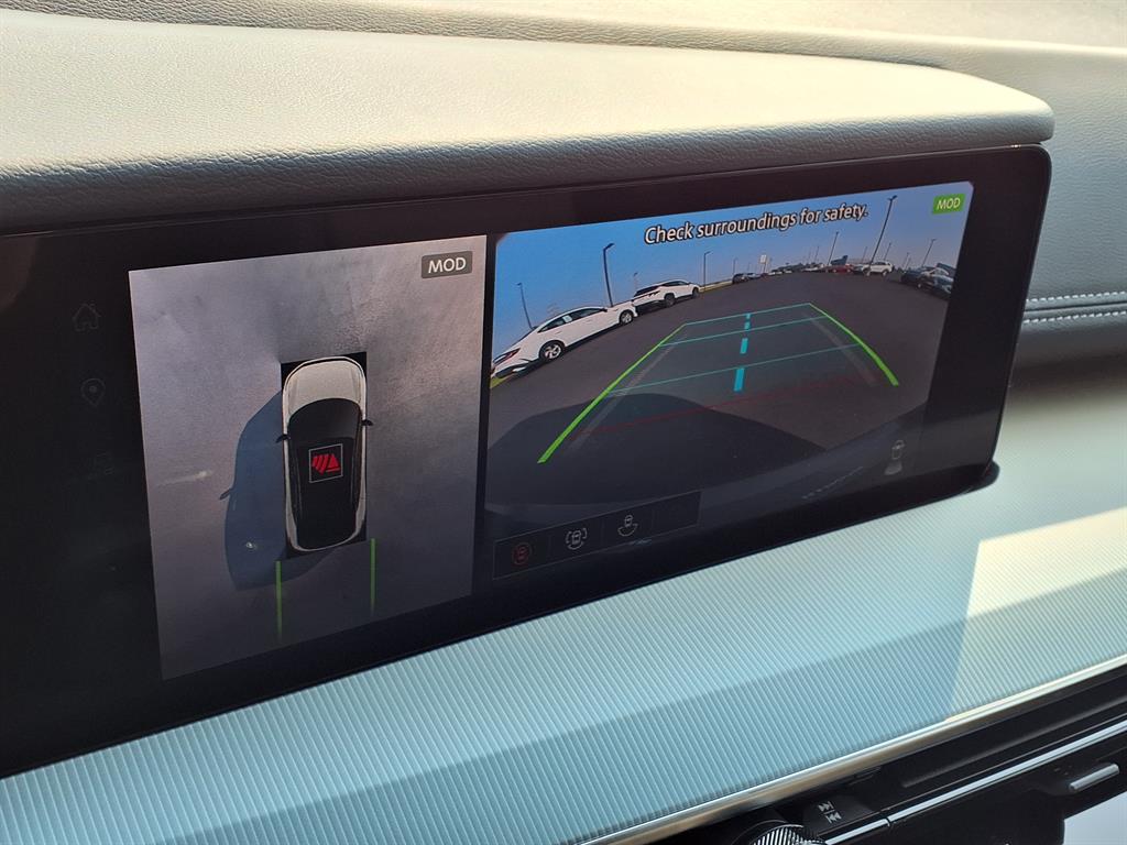 2025 Nissan Murano SL photo 7