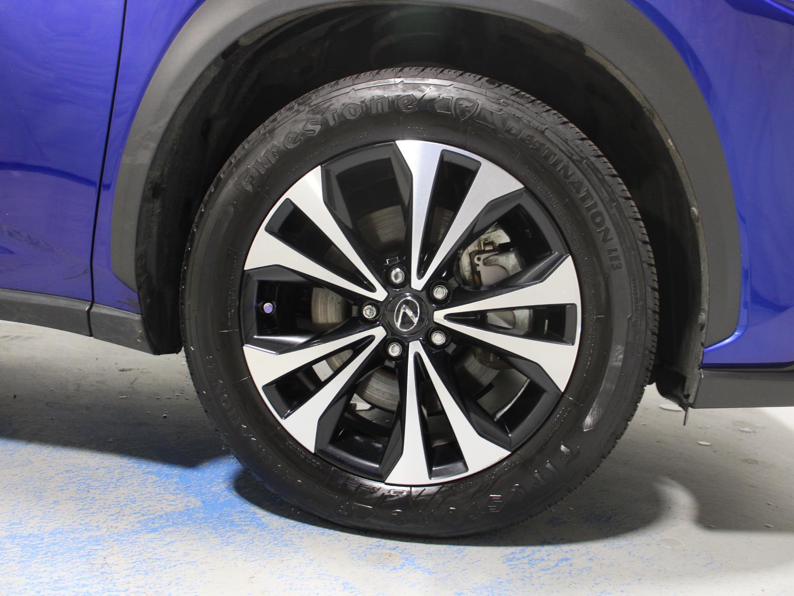 2021 Lexus NX 300 F SPORT photo 24