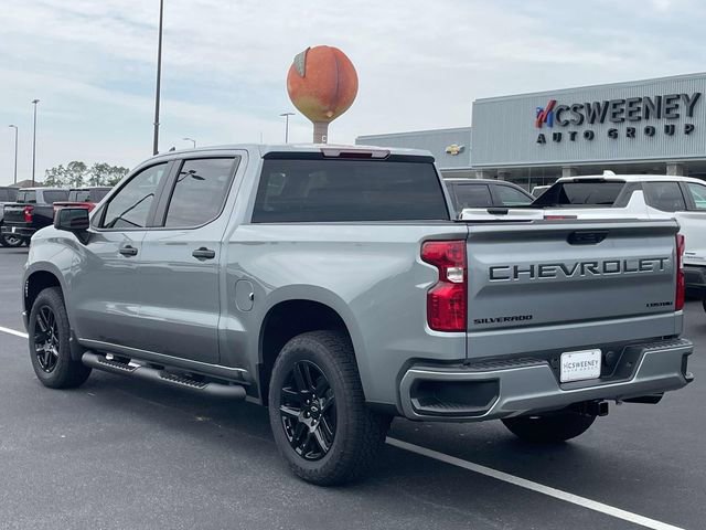 2025 Chevrolet Silverado 1500 Custom photo 5