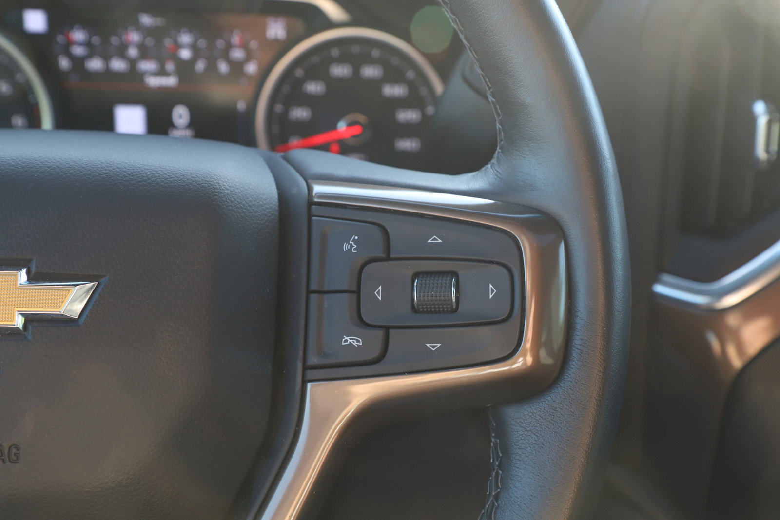 2022 Chevrolet Silverado High Country photo 24