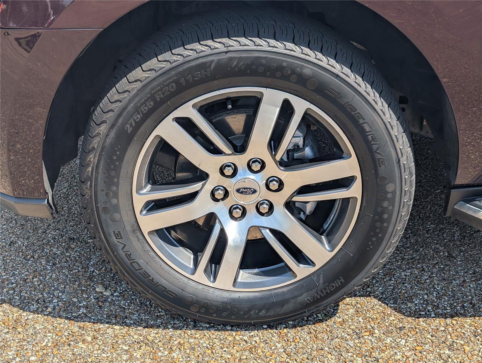 2023 Ford Expedition Limited photo 9