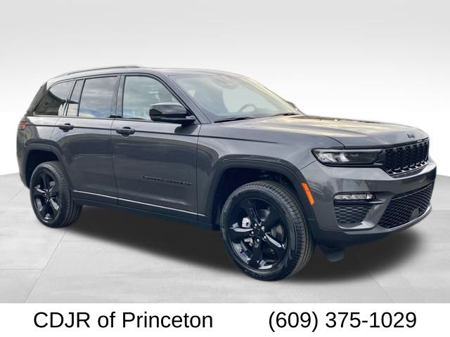 2025 Jeep Grand Cherokee Limited's photo