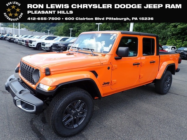 2025 Jeep Gladiator Sport S's photo