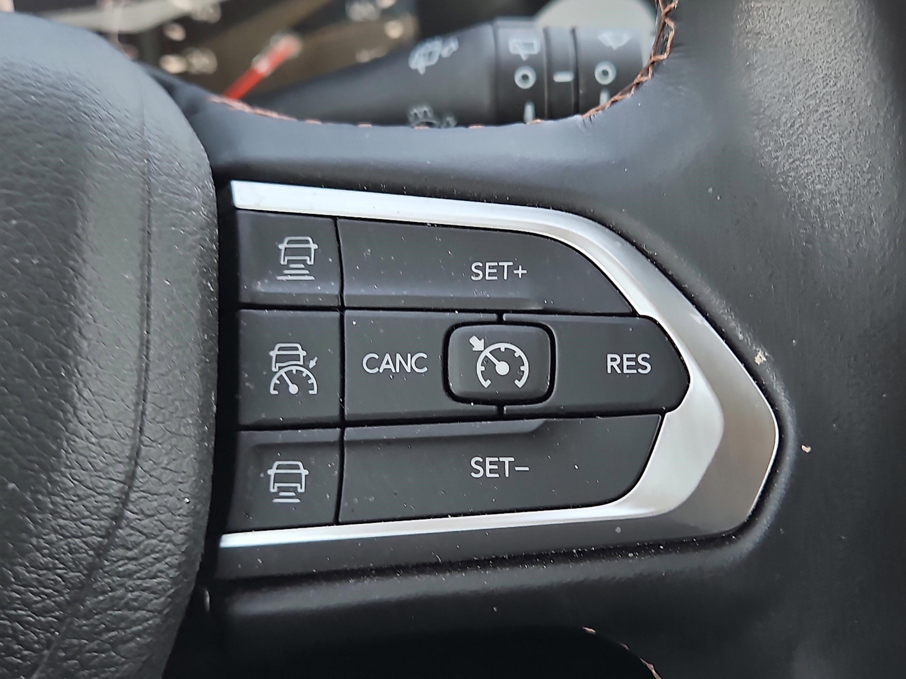 2022 Jeep Compass Limited photo 24