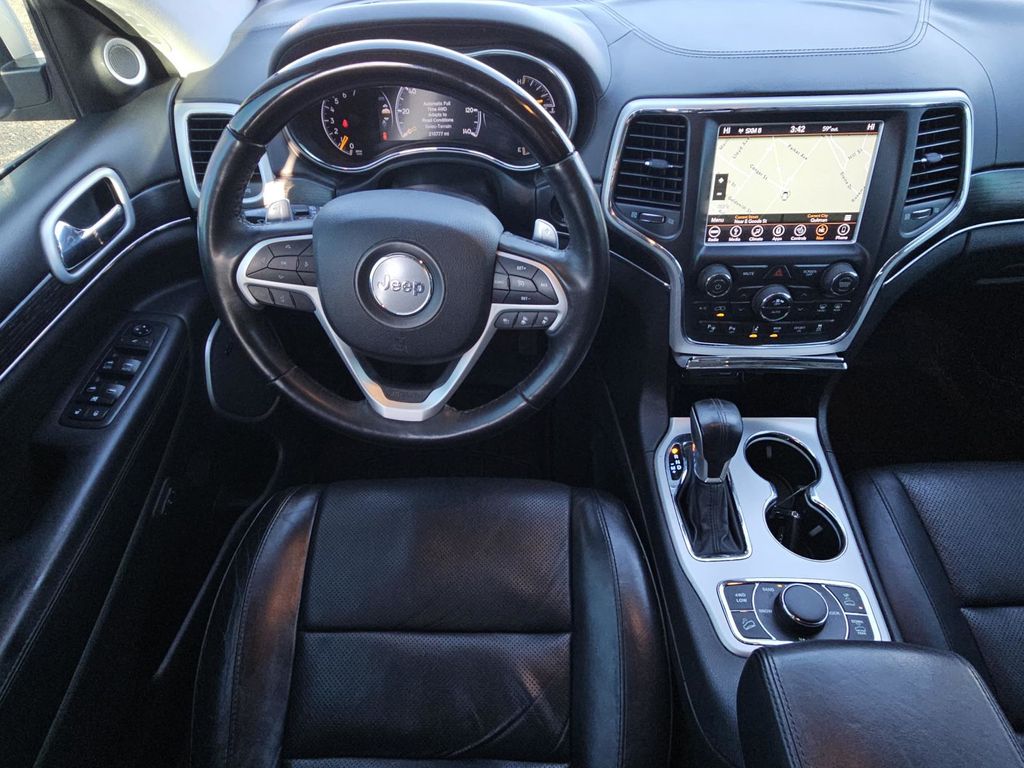 2018 Jeep Grand Cherokee Summit photo 4