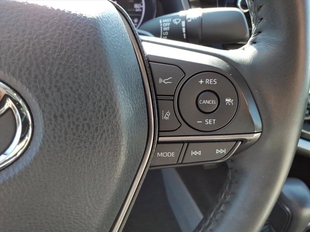 2023 Toyota Camry SE photo 16