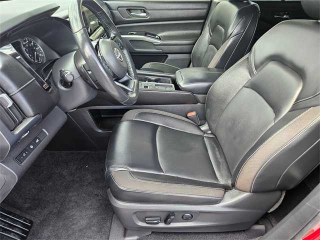 2022 Nissan Pathfinder SL photo 12