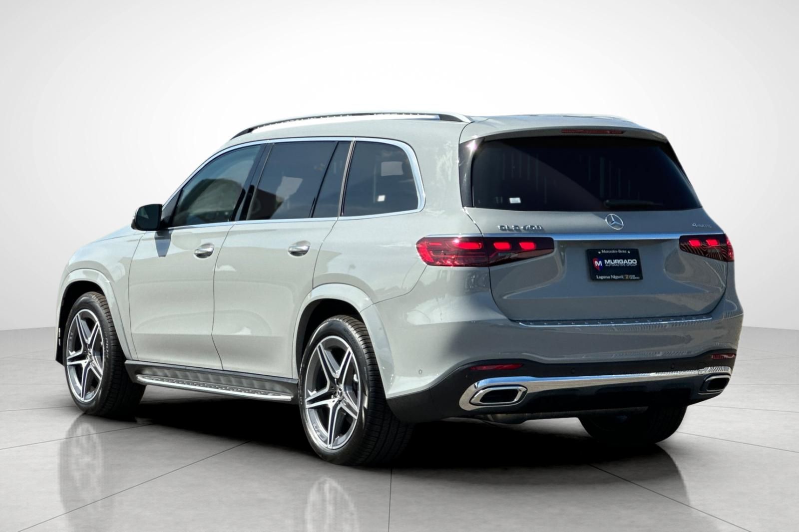 2026 Mercedes Benz GLS 450 4MATIC photo 12