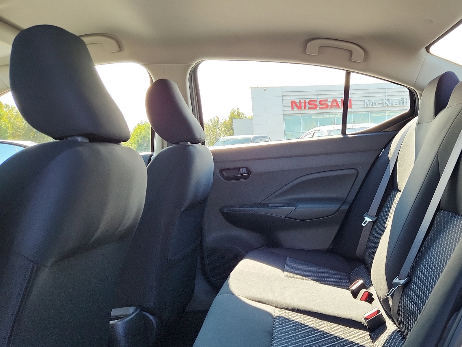 2025 Nissan Versa S photo 6
