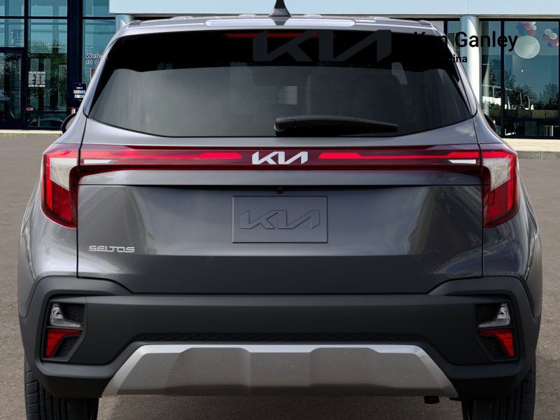 2026 Kia Seltos LX photo 5